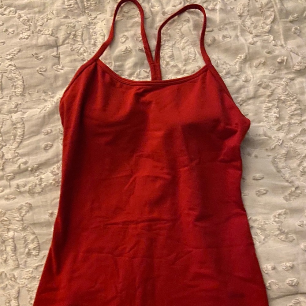 Lululemon workout tank